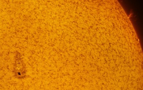 AR 2757: Una nuova, vecchia macchia Solare